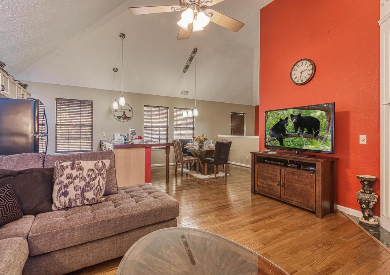 Daya, Hot Tub, Pool Table, 1089 Of Free Attraction Tickets For Each Paid Day, Dollywood And More! Gatlinburg Exterior foto